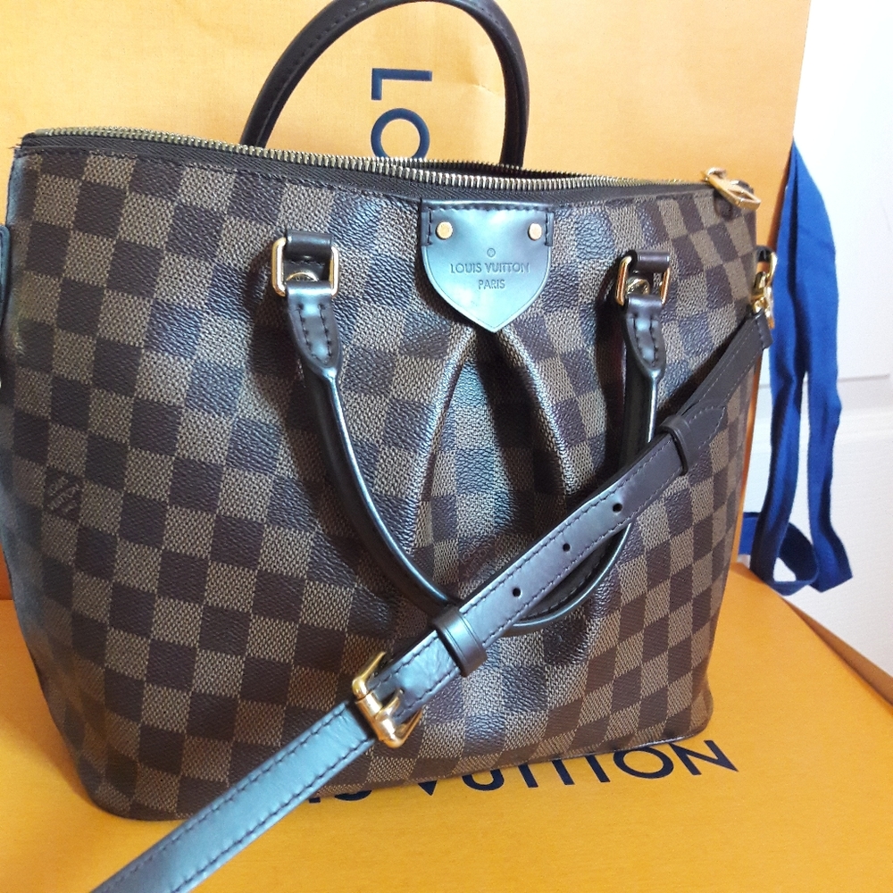 TRADED ❤️ Louis Vuitton Siena MM - Picture 5 of 16